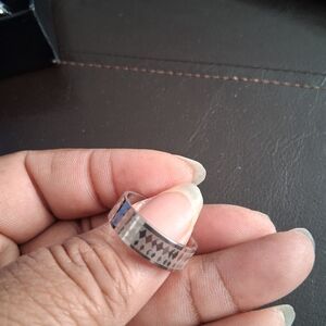 Stylish Silver Tone Patterned Ring